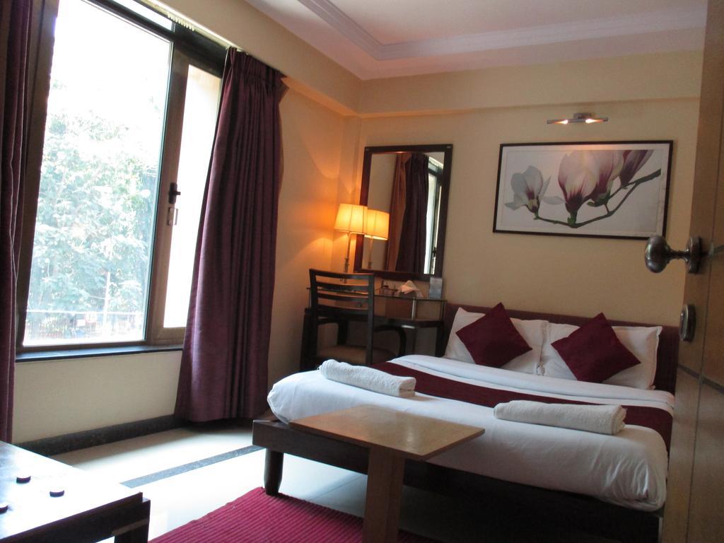 Hotel Sapna Marine Bombaim Exterior foto